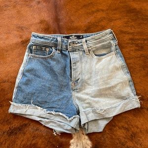 Hollister High Rise Mom Shorts